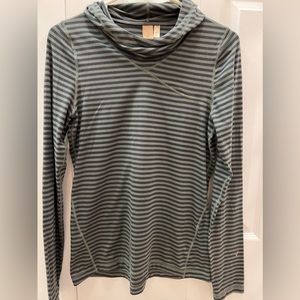 Indyeva Hooded long sleeve Base Layer-Size Medium-Pine Ivy Stripe